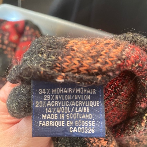 Vintage Patterned Sweater - Picture 7 of 7